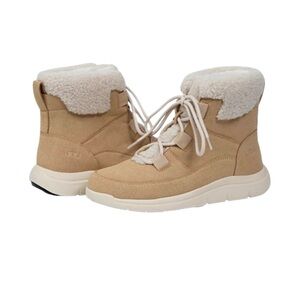 NIB • JBU Women's Cozy Tan Boots